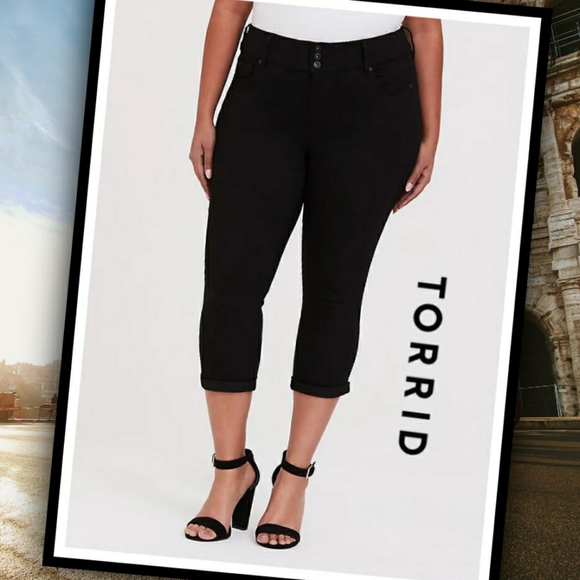 torrid Denim - TORRID Cropped Stretch Jeggings #T339B